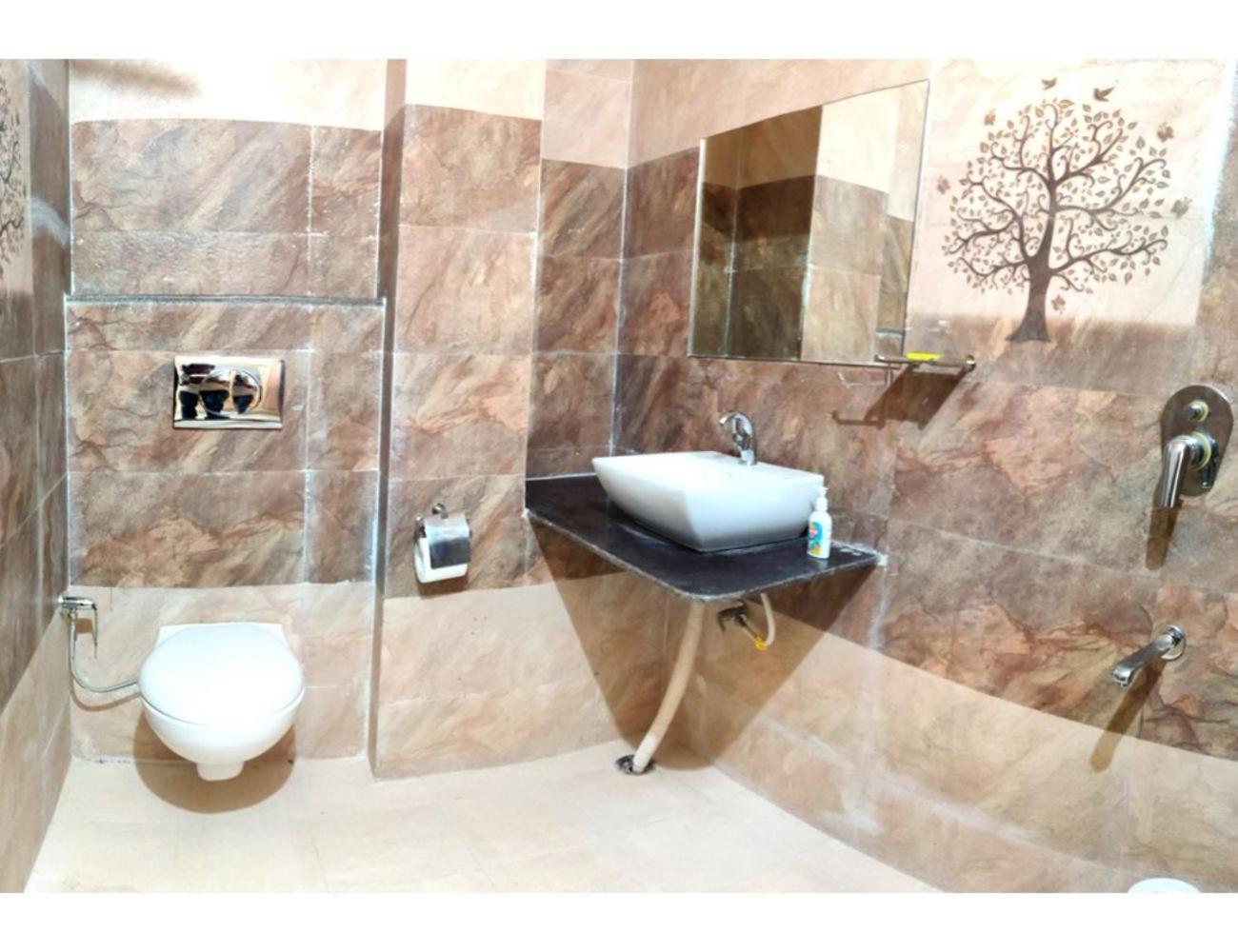 Hotel Pragati, Chanderi, Mp Kültér fotó